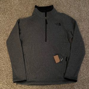 The North Face Womens Campbell PO-RTO 1/4 Pullover Jacket - M